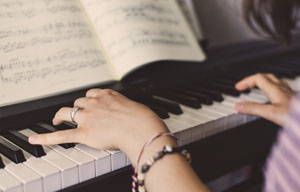 John Paul interpret dream piano